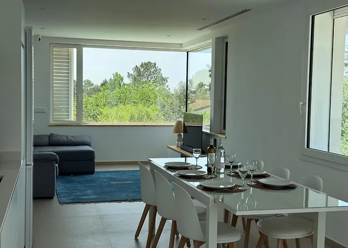 Palau Viewpoint - Attic Girona